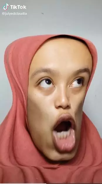 tiktok gunakan efek Wacky Mirror TikTok tiktok gunakan efek Wacky Mirror TikTok
