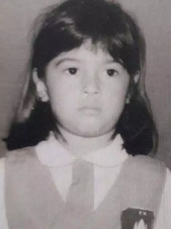 potret masa kecil Nabila Syakieb © Instagram