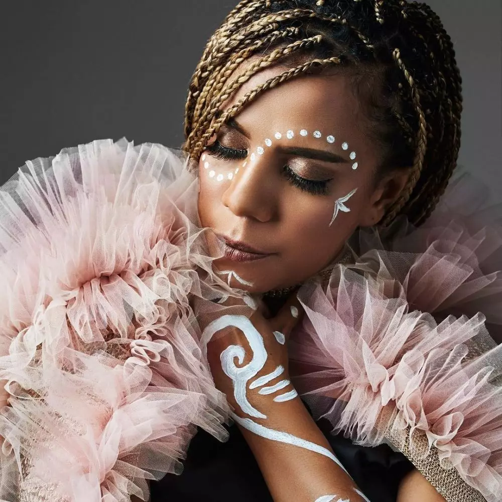 pemotretan Nowela Elisabeth © 2021 brilio.net pemotretan Nowela Elisabeth © 2021 brilio.net