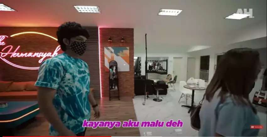 Potret studio konten YouTube The Hermansyah A6 YouTube dan Instagram
