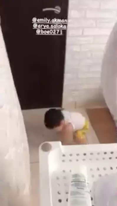 Kamar tidur Arya Saloka © 2021 brilio.net Kamar tidur Arya Saloka © 2021 brilio.net