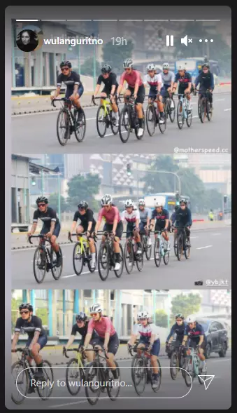 Gaya Dian Sastro dan Wulan Guritno gowes bareng Instagram