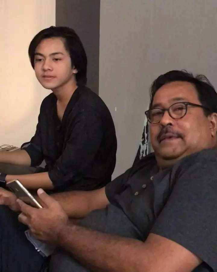 rey bong dan rano karno © Instagram rey bong dan rano karno © Instagram
