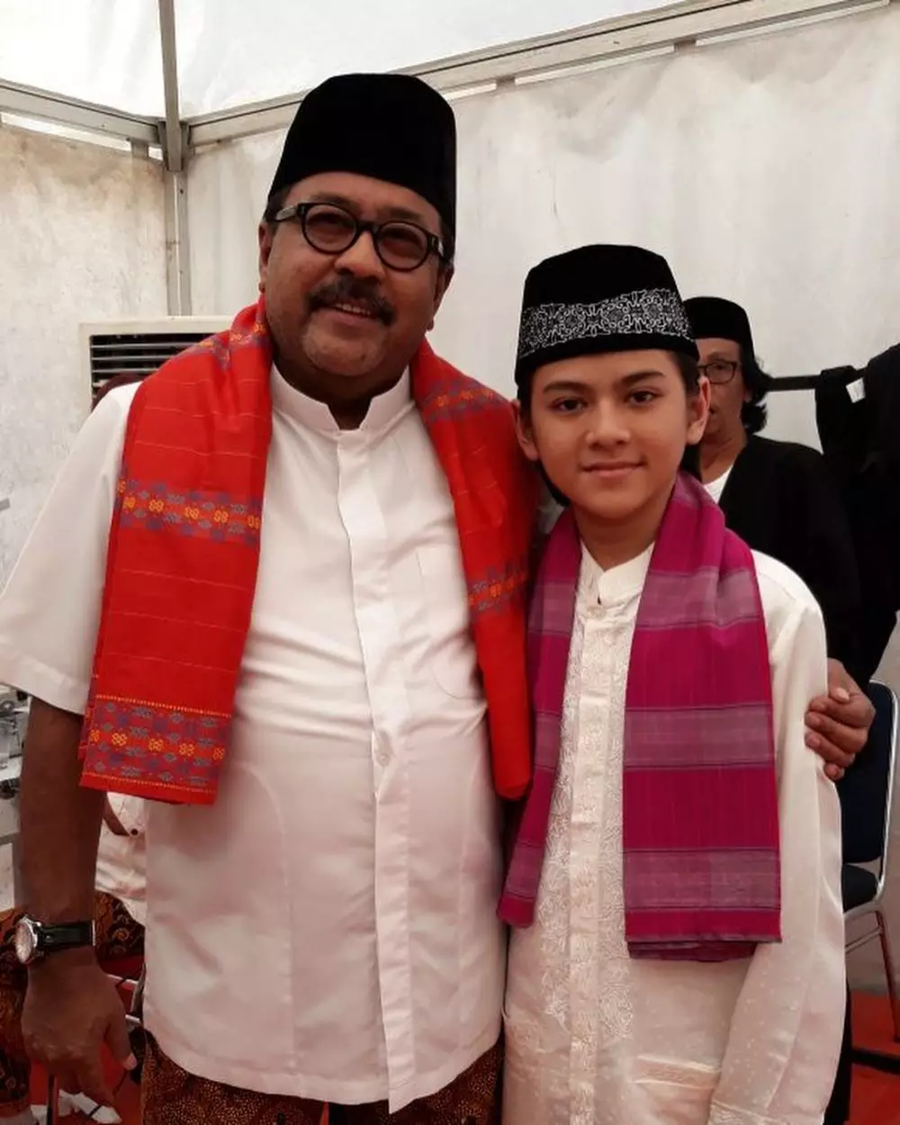 rey bong dan rano karno © Instagram rey bong dan rano karno © Instagram