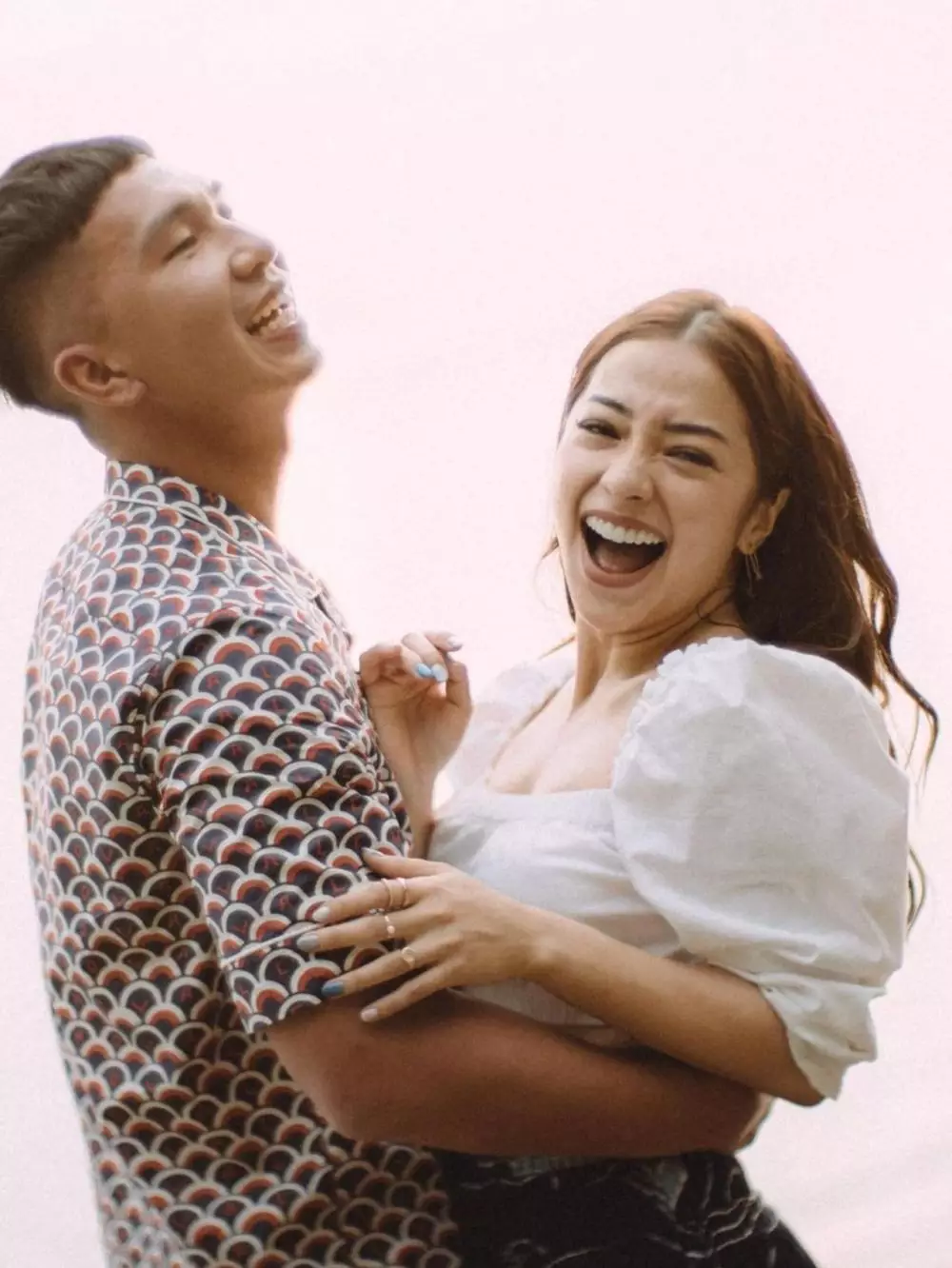 Pasangan seleb dicomblangin © 2021 brilio.net Pasangan seleb dicomblangin © 2021 brilio.net