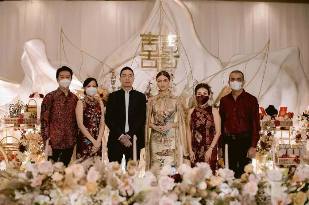 Momen sangjit Marcella Daryanani © Instagram Momen sangjit Marcella Daryanani © Instagram