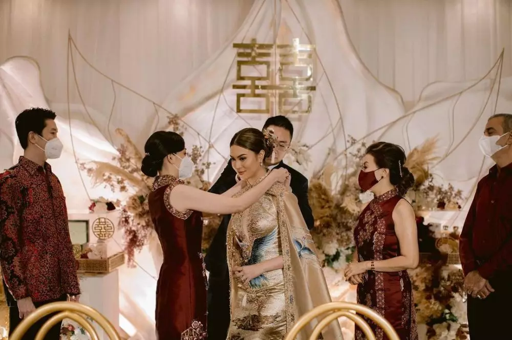 Momen sangjit Marcella Daryanani © Instagram Momen sangjit Marcella Daryanani © Instagram