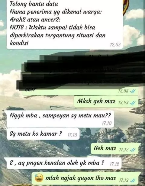 Kelakuan lucu kurir © Twitter Kelakuan lucu kurir © Twitter