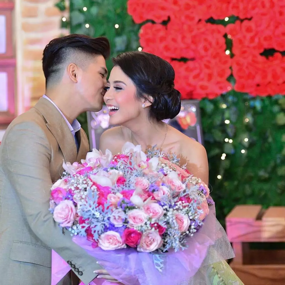 seleb lakukan sangjit © Instagram