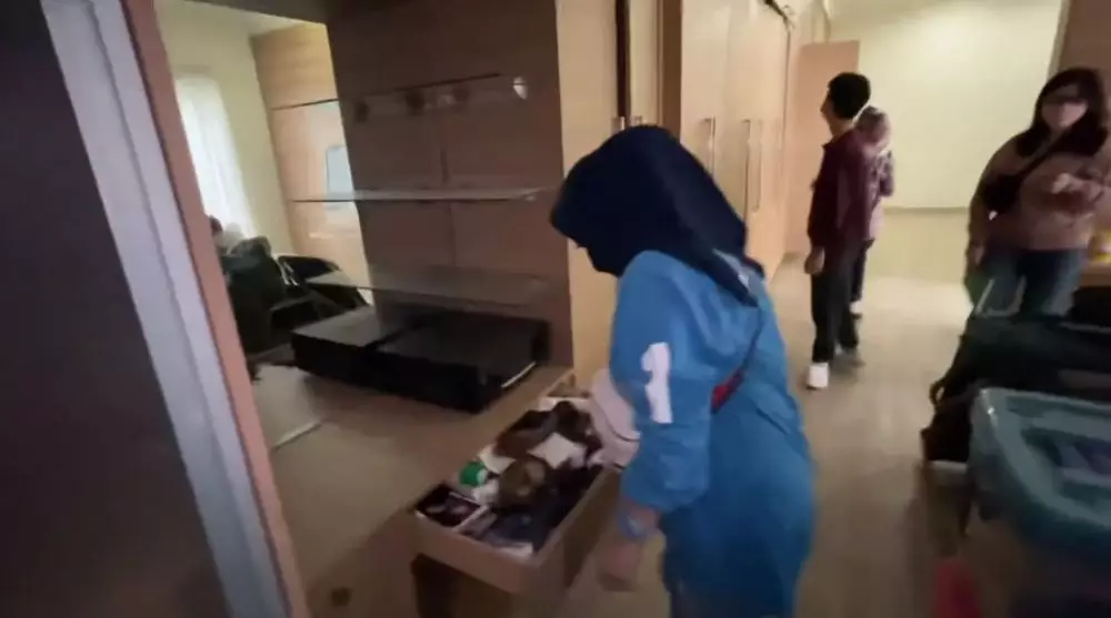 rumah lama Rieta Amilia © YouTube rumah lama Rieta Amilia © YouTube