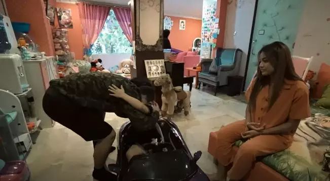 Atta beri hadiah mewah untuk Arsya Hermansyah © YouTube