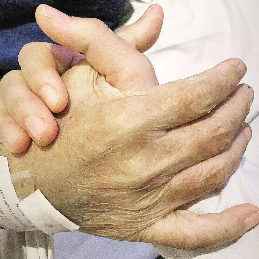 dian ayu rawat ibunda © Instagram