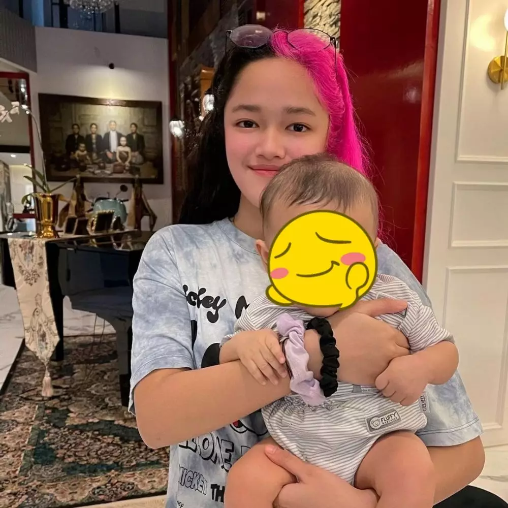 rambut Ara Amel © Instagram