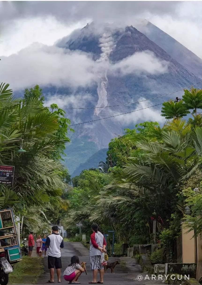 Foto Gunung Merapi © 2021 brilio.net Foto Gunung Merapi © 2021 brilio.net