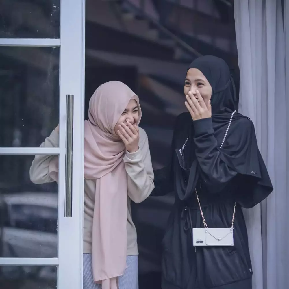 Potret akrab Alyssa Soebandono dan Cut Syifa Instagram Potret akrab Alyssa Soebandono dan Cut Syifa Instagram