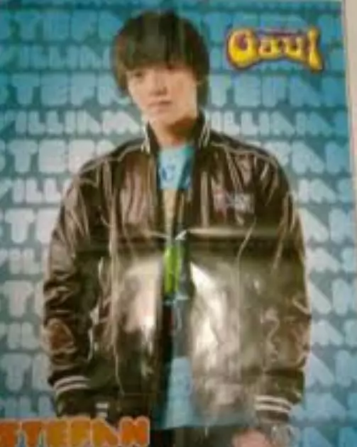 Stefan model majalah remaja © Facebook