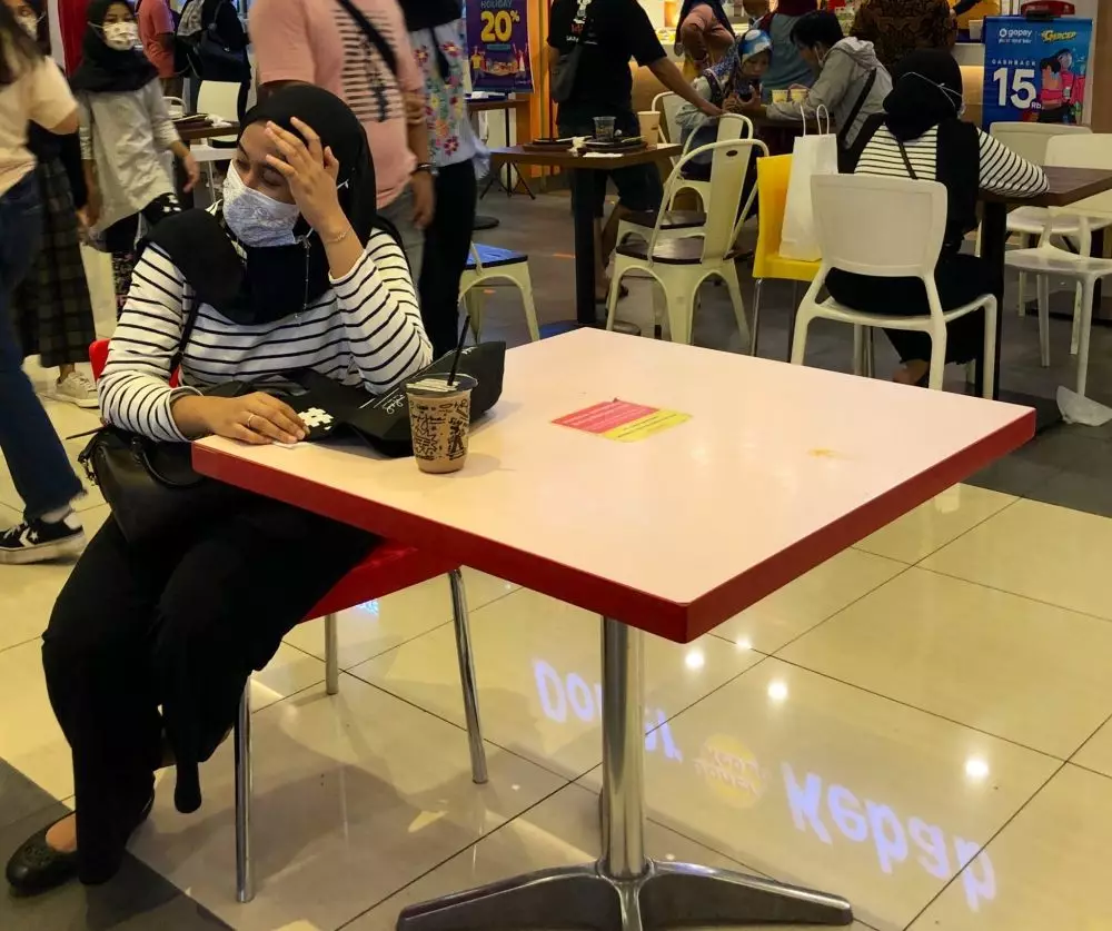 momen kembaran baju kocak © Twitter