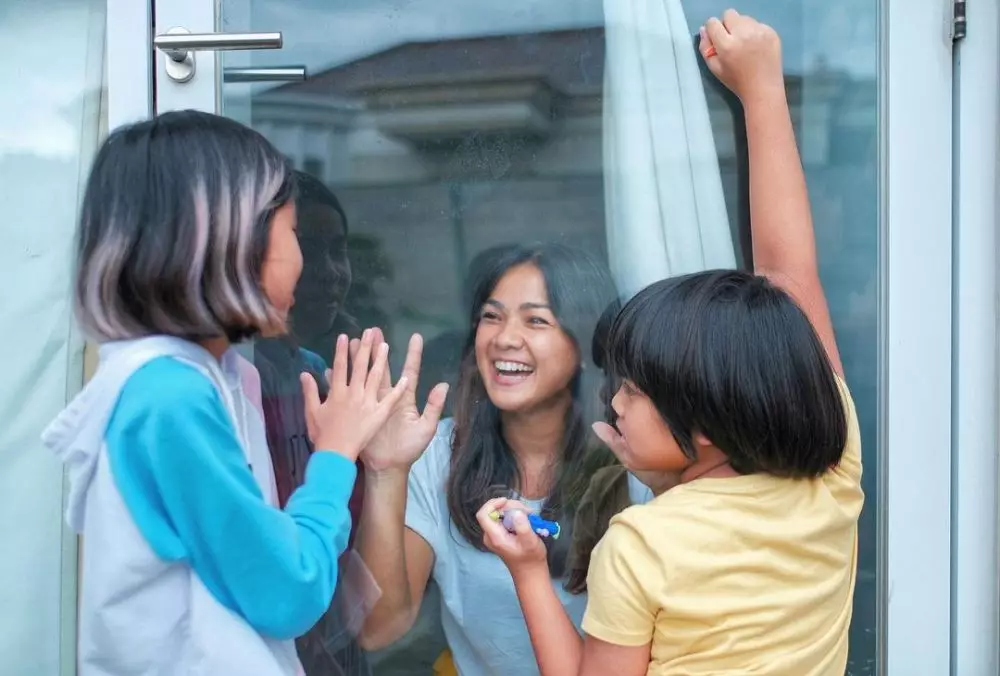 5 seleb pria dukung istri yang covid © Instagram 5 seleb pria dukung istri yang covid © Instagram