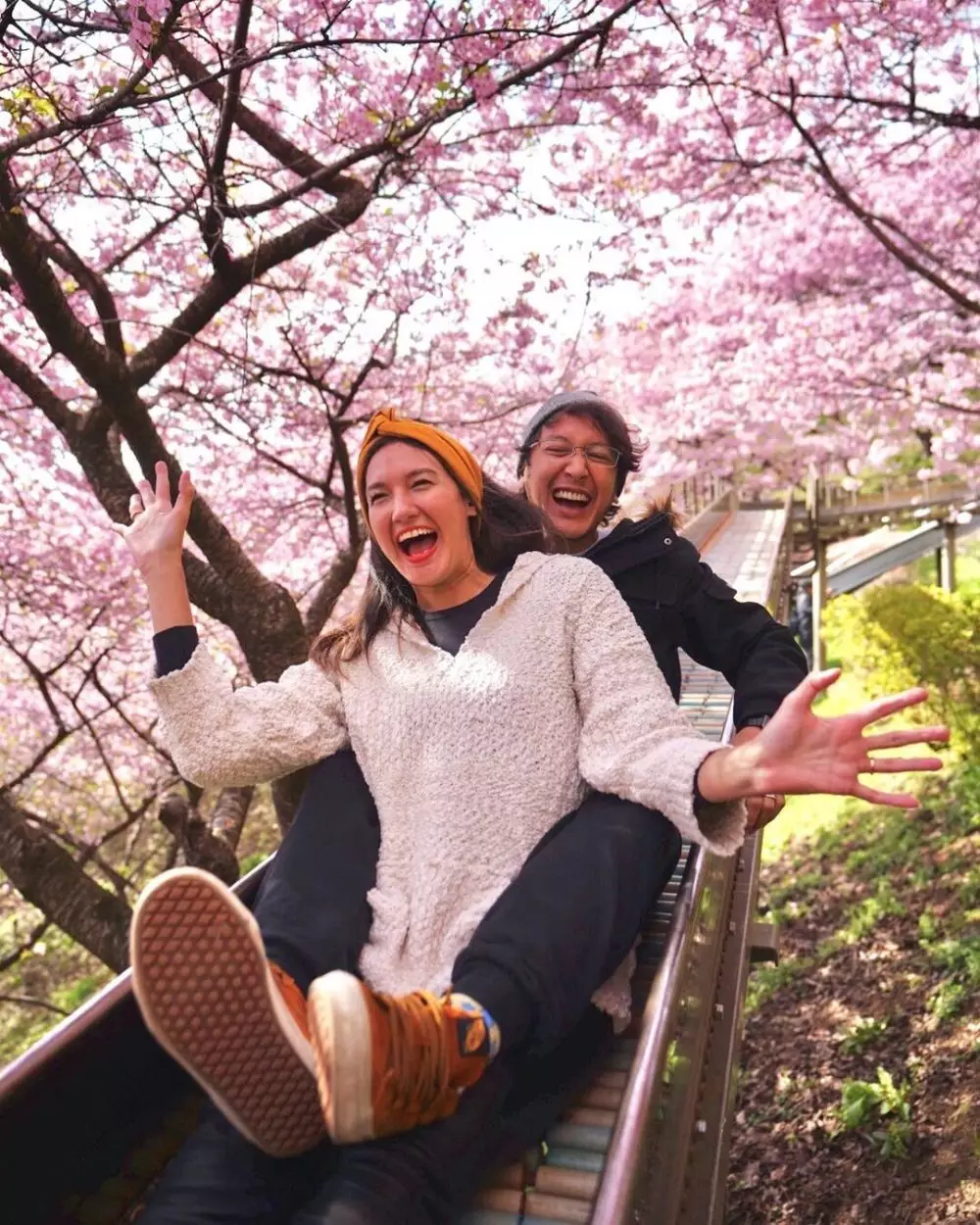 seleb luluhkan pria usia lebih muda © 2021 brilio.net