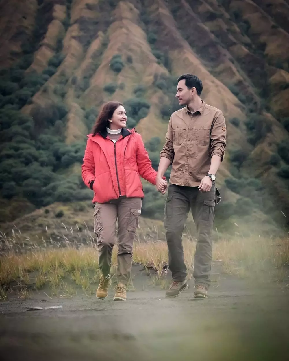 seleb luluhkan pria usia lebih muda © 2021 brilio.net