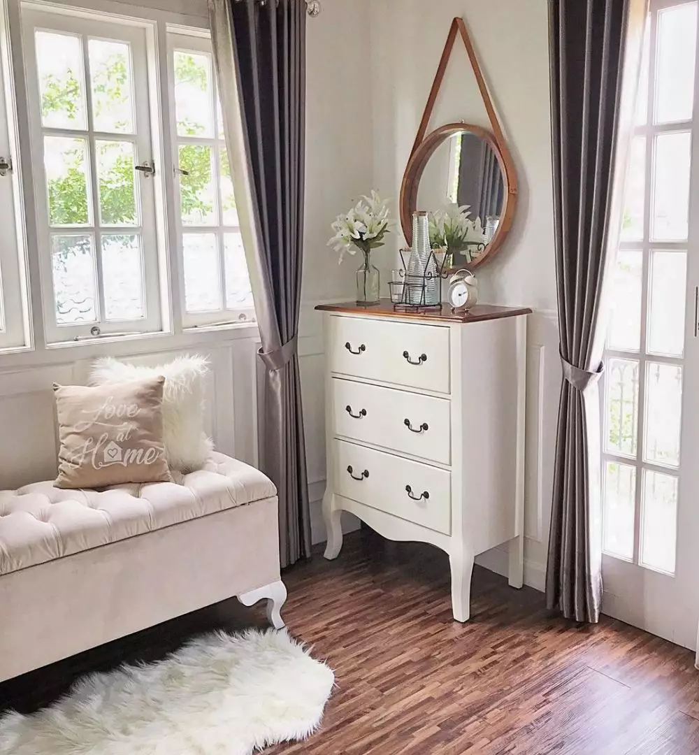 kamar di rumah Natalie Sarah © Instagram