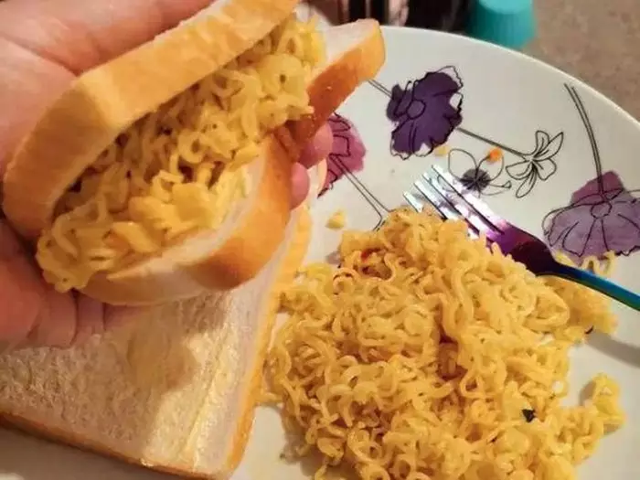 Isian roti absurd Berbagai sumber Isian roti absurd Berbagai sumber