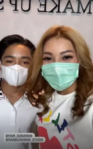 Sarwendah Ruben warna rambut © 2021 brilio.net