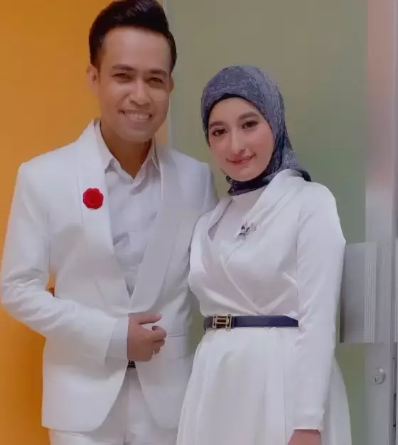 potret mesra fildan dan istri © Instagram potret mesra fildan dan istri © Instagram
