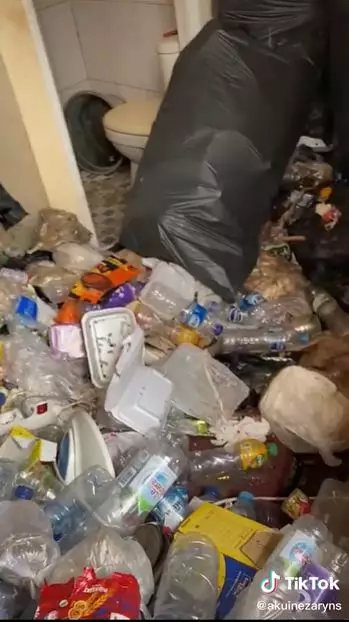 kamar kos penuh sampah TikTok