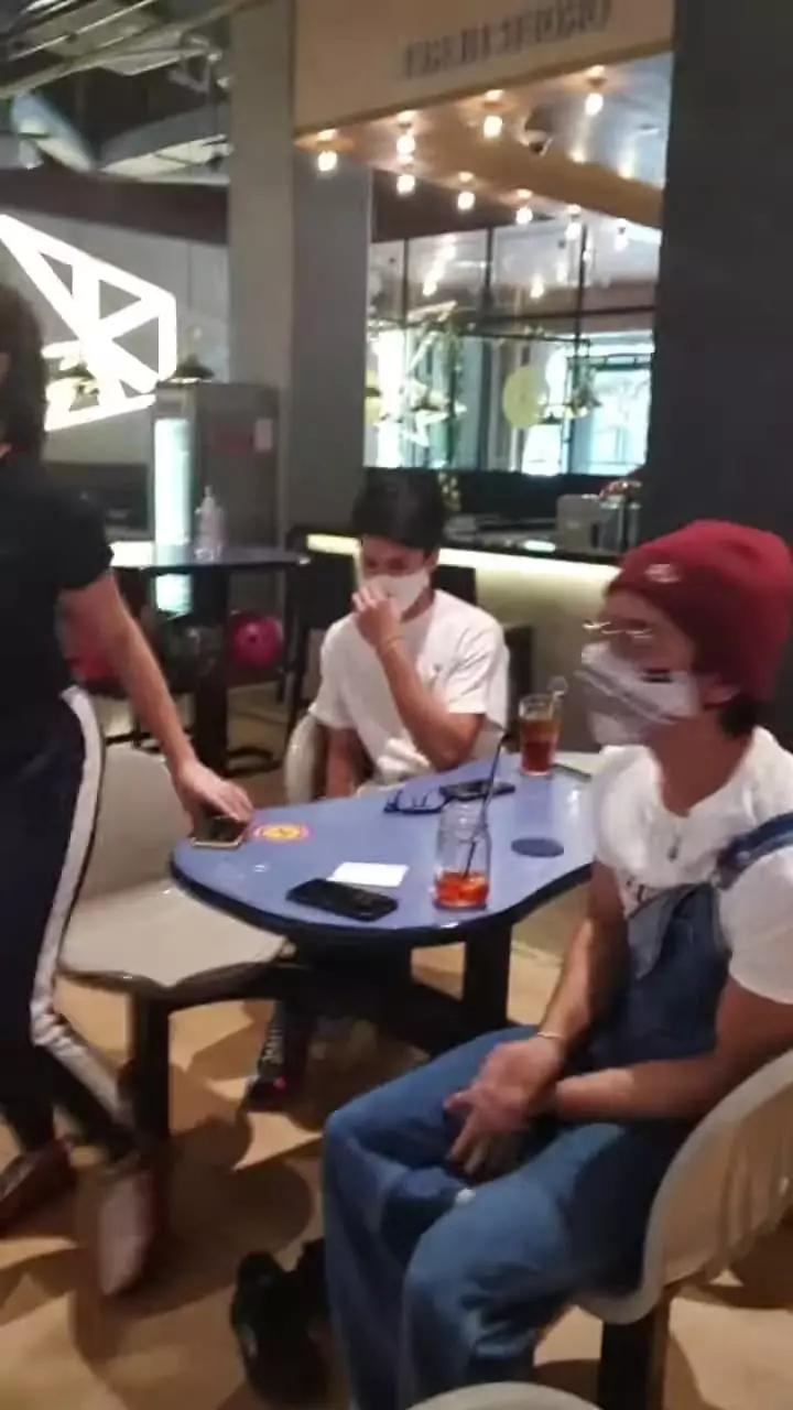 momen keluarga megan domani main bowling © Instagram