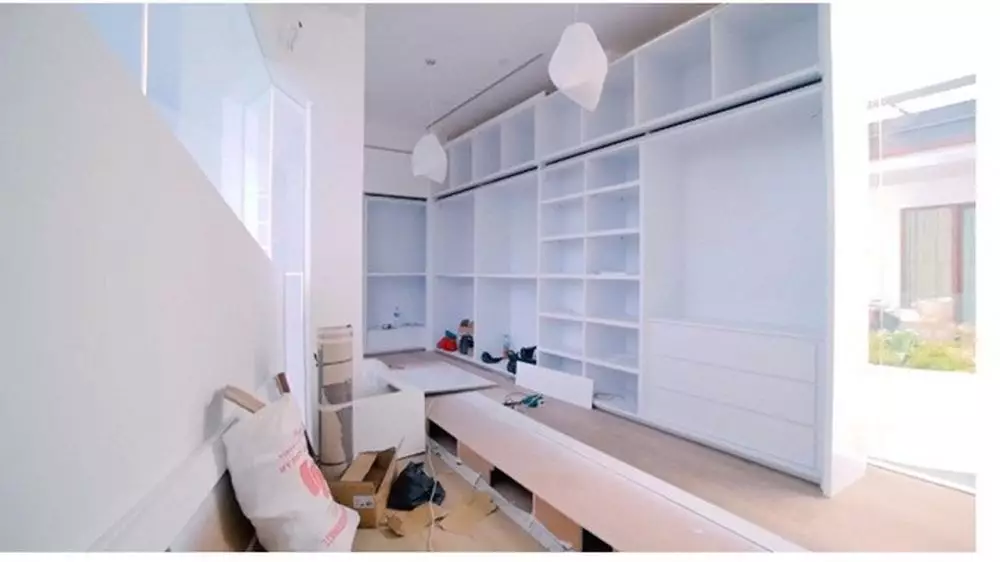 walk in closet Raditya Dika © 2021 brilio.net walk in closet Raditya Dika © 2021 brilio.net