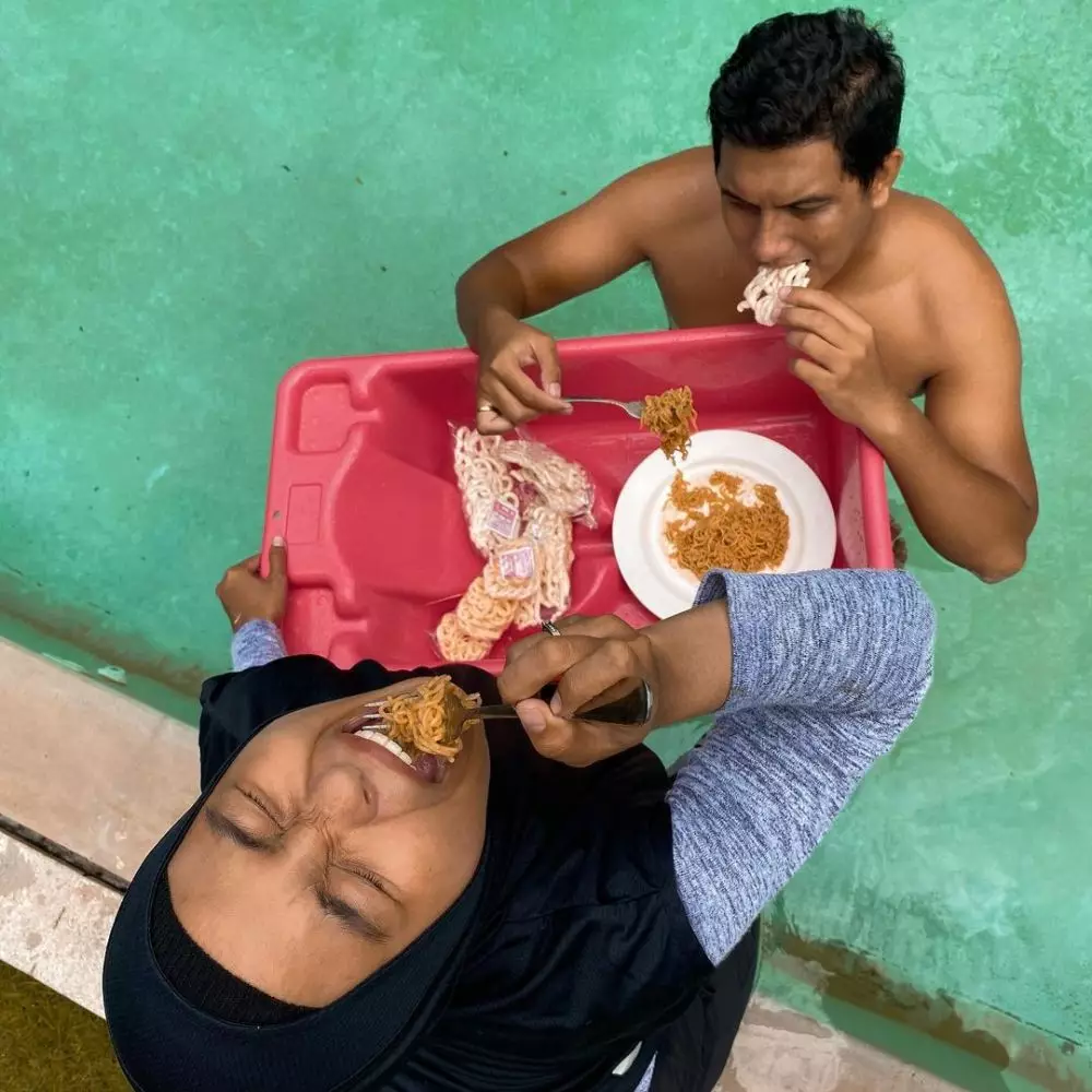 Kisah cinta Ardan dan Tantri Kotak Instagram © 2021 brilio.net Kisah cinta Ardan dan Tantri Kotak Instagram © 2021 brilio.net