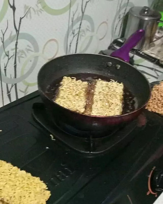 momen gagal makan karena kurang fokus Berbagai sumber