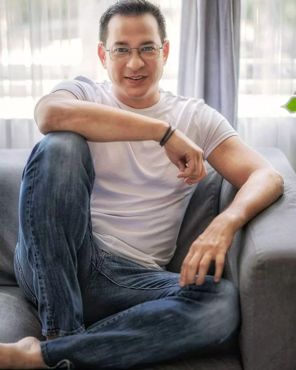 Potret lawas 8 pesinetron tampan saat jadi model majalah Instagram Potret lawas 8 pesinetron tampan saat jadi model majalah Instagram