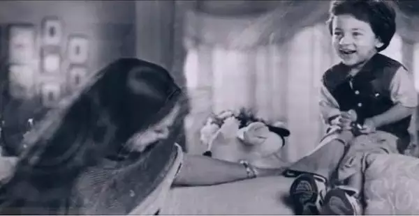 Transformasi Aryan Khan Berbagai sumber