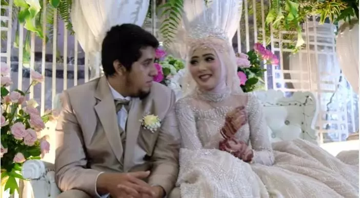 Sheina Abdat dan suami © Instagram Sheina Abdat dan suami © Instagram