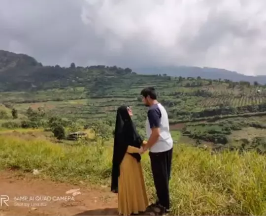 Sheina Abdat dan suami © Instagram Sheina Abdat dan suami © Instagram