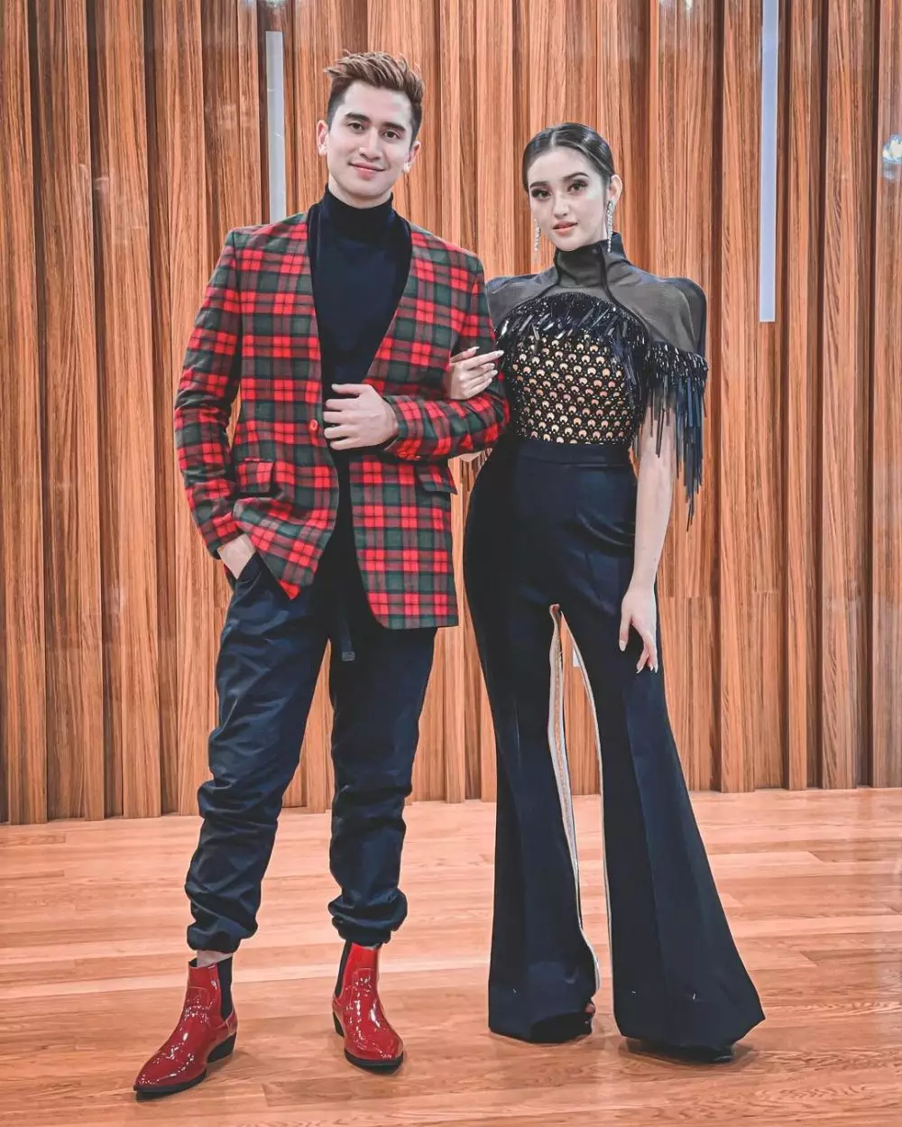 Gaya seleb di TikTok Awards © Instagram