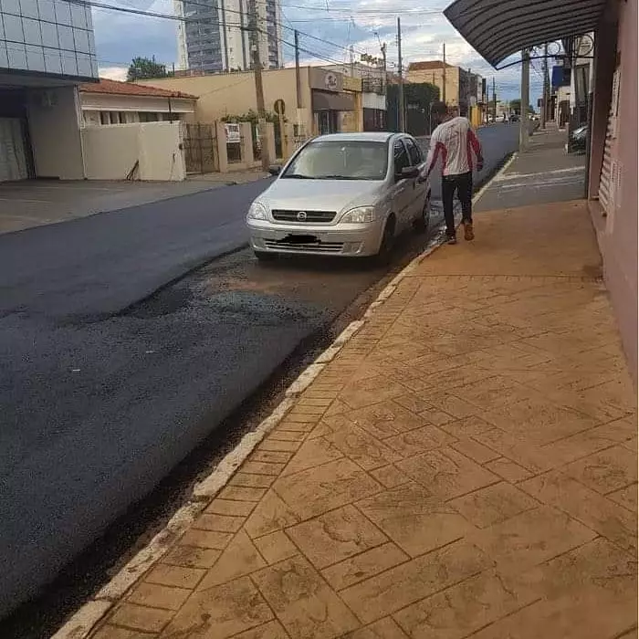 momen tak terduga di jalan © Instagram