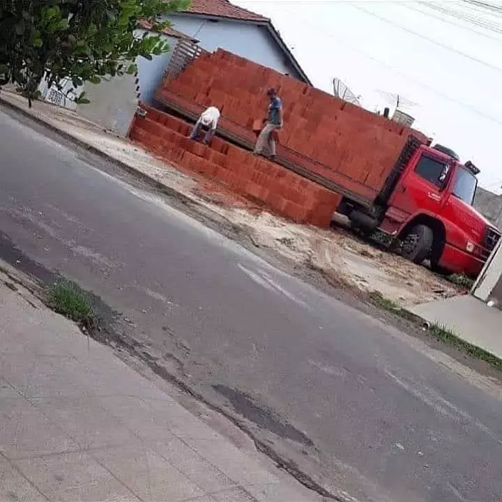 momen tak terduga di jalan © Instagram