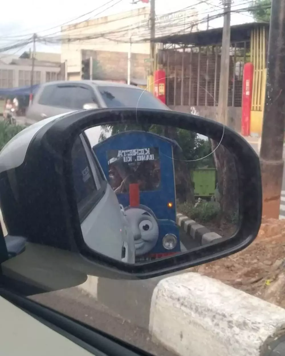 momen tak terduga di jalan © Instagram