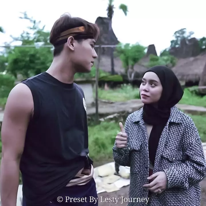Lesty dan Rizky Billar di sumba © 2021 brilio.net