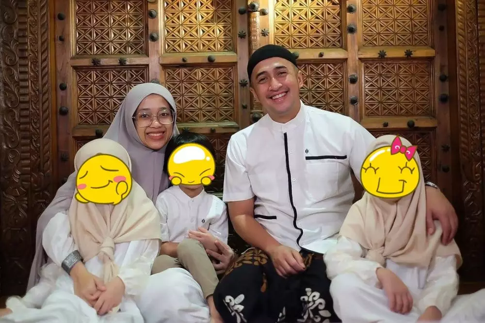 Seleb taklukkan hati anak abdi negara © Instagram Seleb taklukkan hati anak abdi negara © Instagram