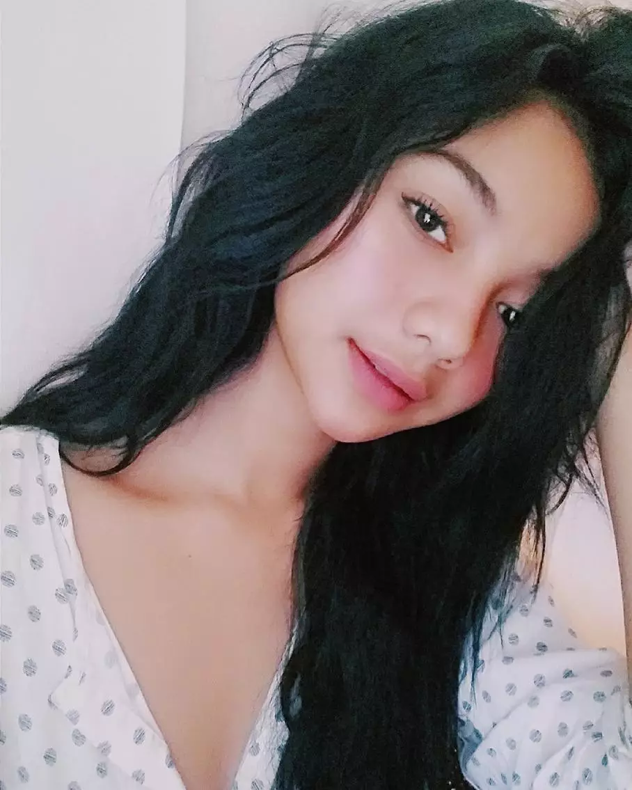 pemain Ikatan Cinta saat bangun tidur © 2021 brilio.net