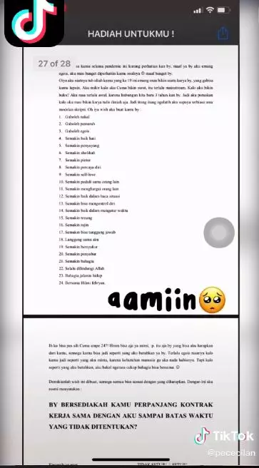 pria beri hadiah riset penelitian kecocokan TikTok© 2021 brilio.net pria beri hadiah riset penelitian kecocokan TikTok© 2021 brilio.net