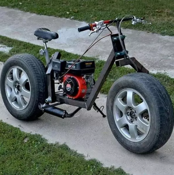 motor dimodifikasi pakai part mobil Instagram motor dimodifikasi pakai part mobil Instagram