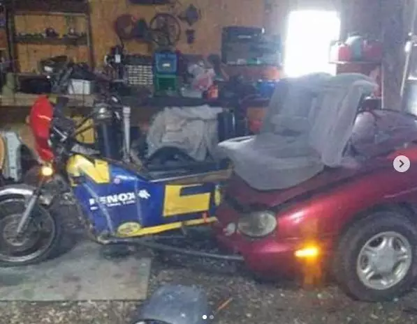 motor dimodifikasi pakai part mobil Instagram motor dimodifikasi pakai part mobil Instagram