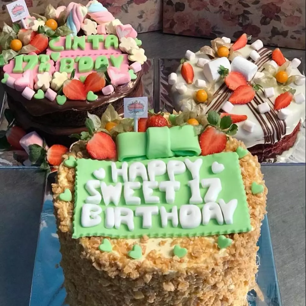 Momen ulang tahun Cinta Kuya ke-17 Instagram © 2021 brilio.net Momen ulang tahun Cinta Kuya ke-17 Instagram © 2021 brilio.net