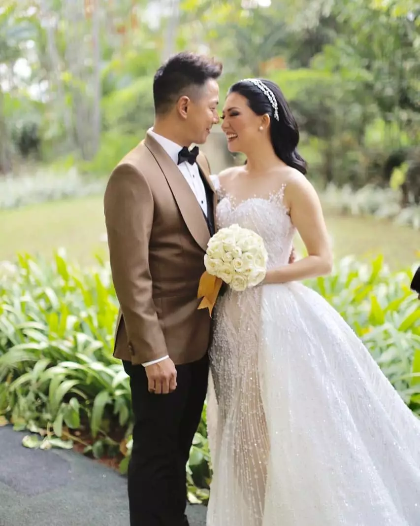 beda gaya jebolan idol menikah © berbagai sumber