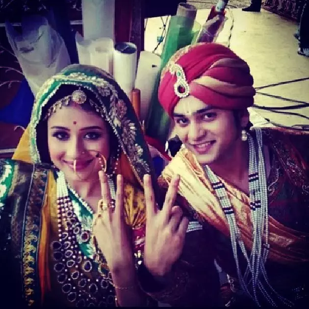 Paridhi Sharma saat syuting serial Jodha Akbar © 2021 brilio.net Instagram